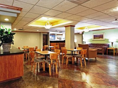 Express & Of Arkansas Area By Ihg 2* Fayetteville